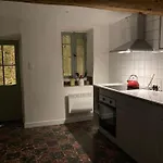 Dom wakacyjny House Number 2 Mirepoix (Ariege)