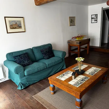 House Number 2 Hébergement de vacances